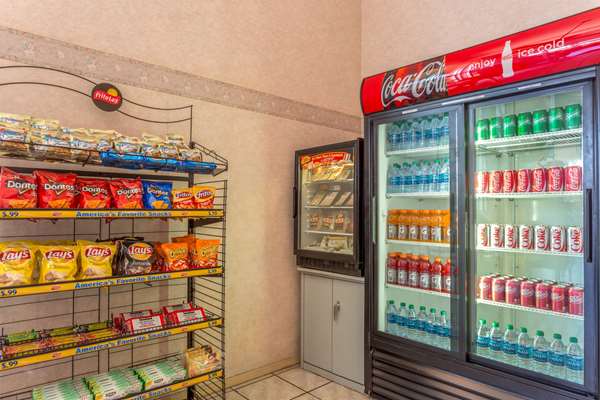  - Howard Johnson Inn Airport Phoenix