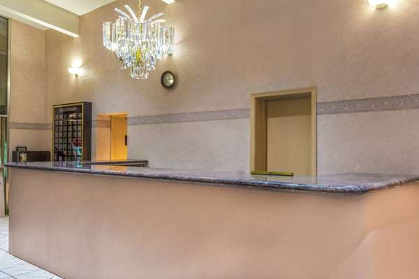  - Howard Johnson Inn Airport Phoenix