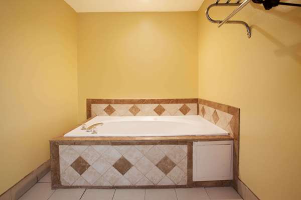  - Days Inn Covington - I-20, Exit 92