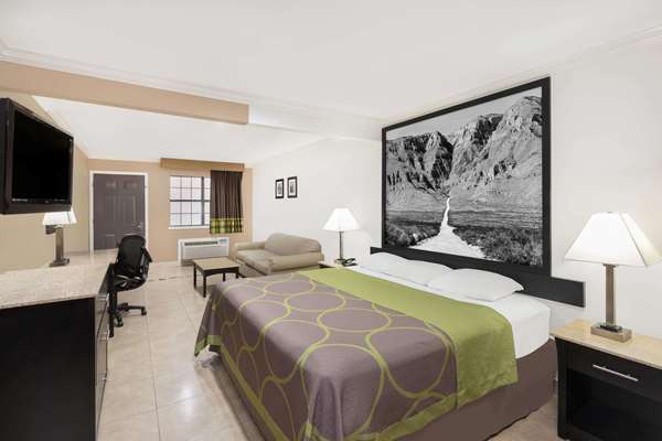  - Super 8 Motel Downtown McAllen