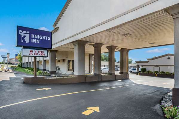 Exterior view - Knights Inn Trevose - I-276, Exit 351 & 352