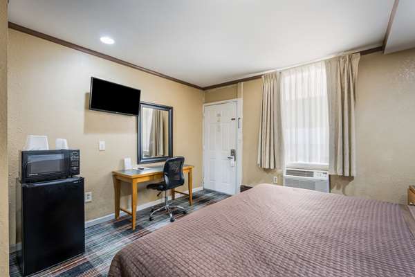  - Knights Inn Trevose - I-276, Exit 351 & 352