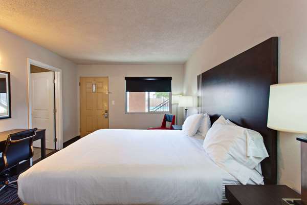  - Days Inn Gateway to Yosemite Chowchilla