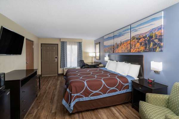  - Days Inn North Clarksville - I-24, Exit 4