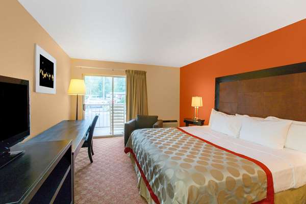  - Ramada Limited Hotel Maggie Valley