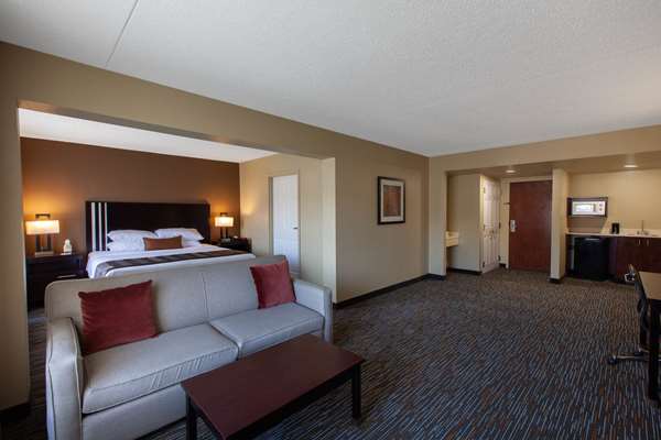  - Wingate by Wyndham Airport Oklahoma City - I-40, Exit 145
