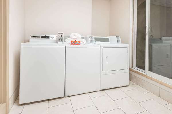  - Ramada Inn Edmonton South