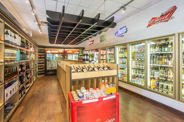  - Ramada Hotel Kelowna