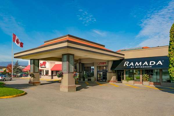 Exterior view - Ramada Hotel Kelowna