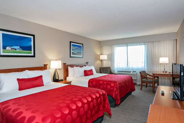  - Ramada Hotel Kelowna