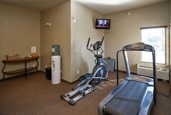 Fitness/ Exercise Room - Ramada Hotel & Suites Penticton