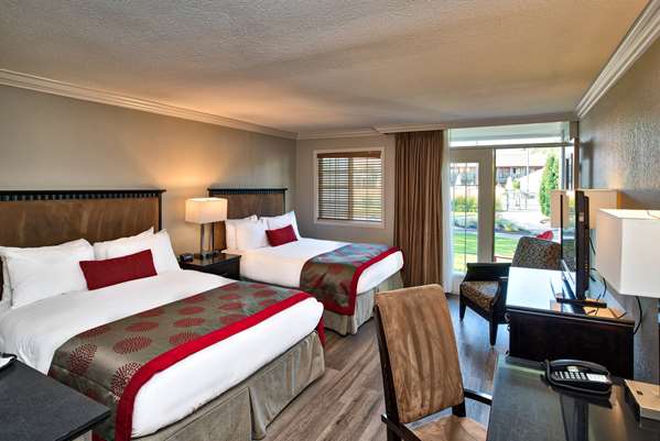  - Ramada Hotel & Suites Penticton