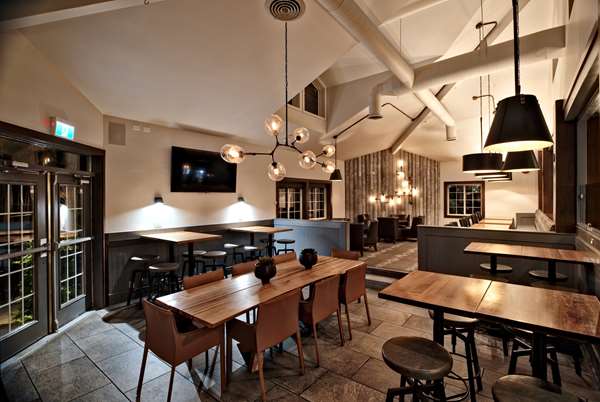 Restaurant - Ramada Hotel & Suites Penticton