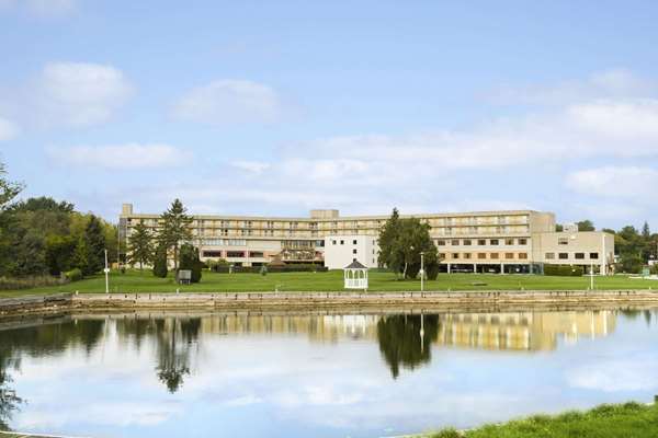 Exterior view - Ramada Hotel Harbourview Belleville