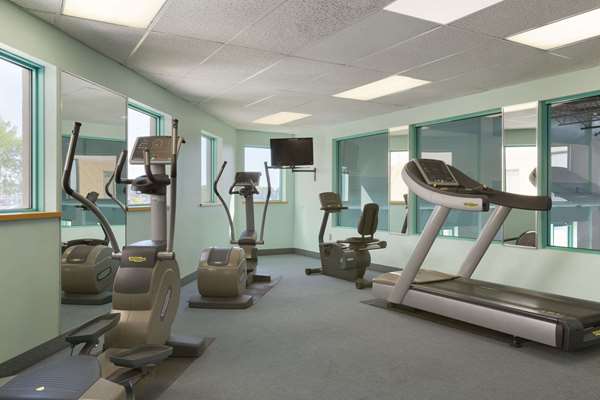 Fitness/ Exercise Room - Ramada Hotel Harbourview Belleville