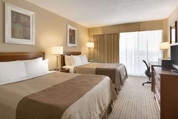  - Ramada Hotel Harbourview Belleville