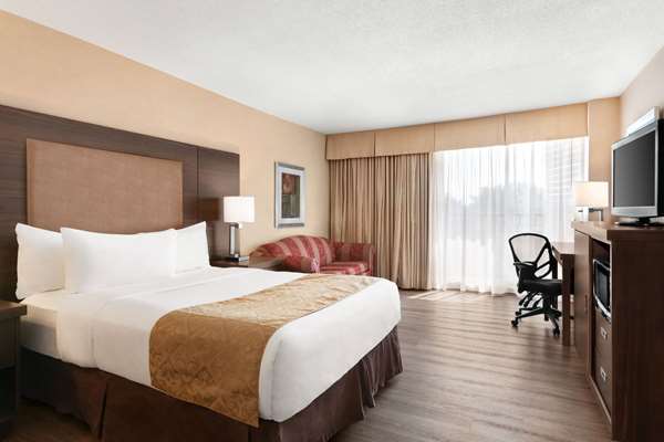  - Ramada Hotel Harbourview Belleville