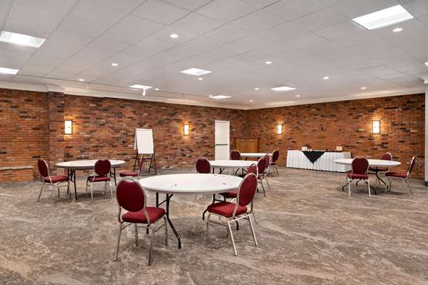  - Ramada Inn & Conference Centre Cornwall