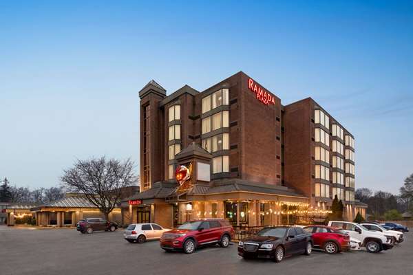 Exterior view - Ramada Plaza Hotel Niagara Falls