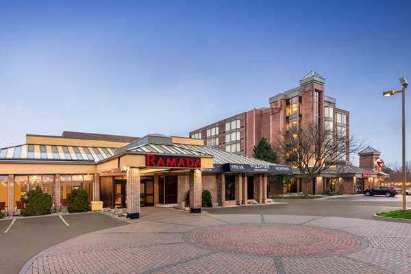 Exterior view - Ramada Plaza Hotel Niagara Falls