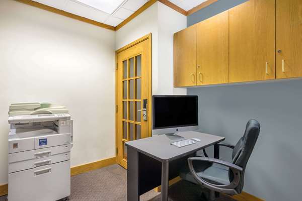 Conference Area - Ramada Inn Downtown Prince George