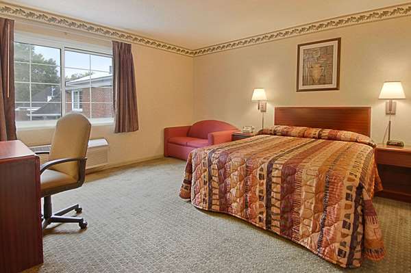  - Days Inn Lakewood