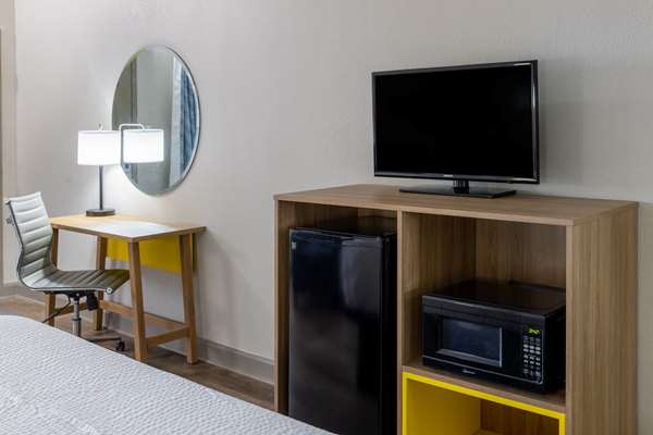  - Days Inn at Jackson