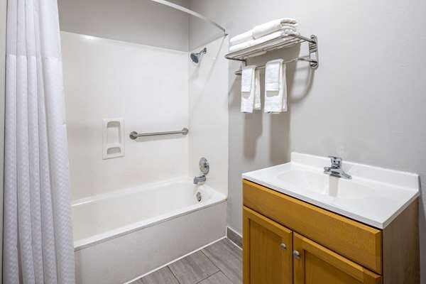  - Days Inn at Jackson