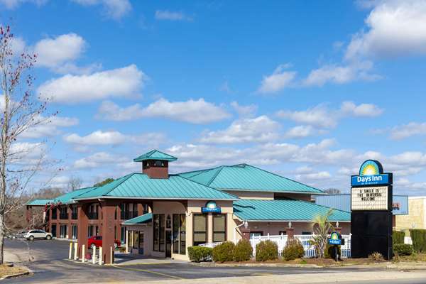 Exterior view - Days Inn at Jackson