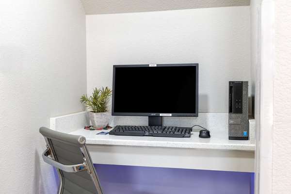 Conference Area - Days Inn at Jackson