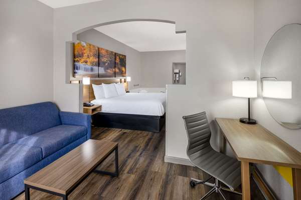  - Days Inn at Jackson