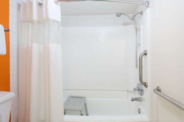  - Howard Johnson Inn Ocala - I-75, Exit 354