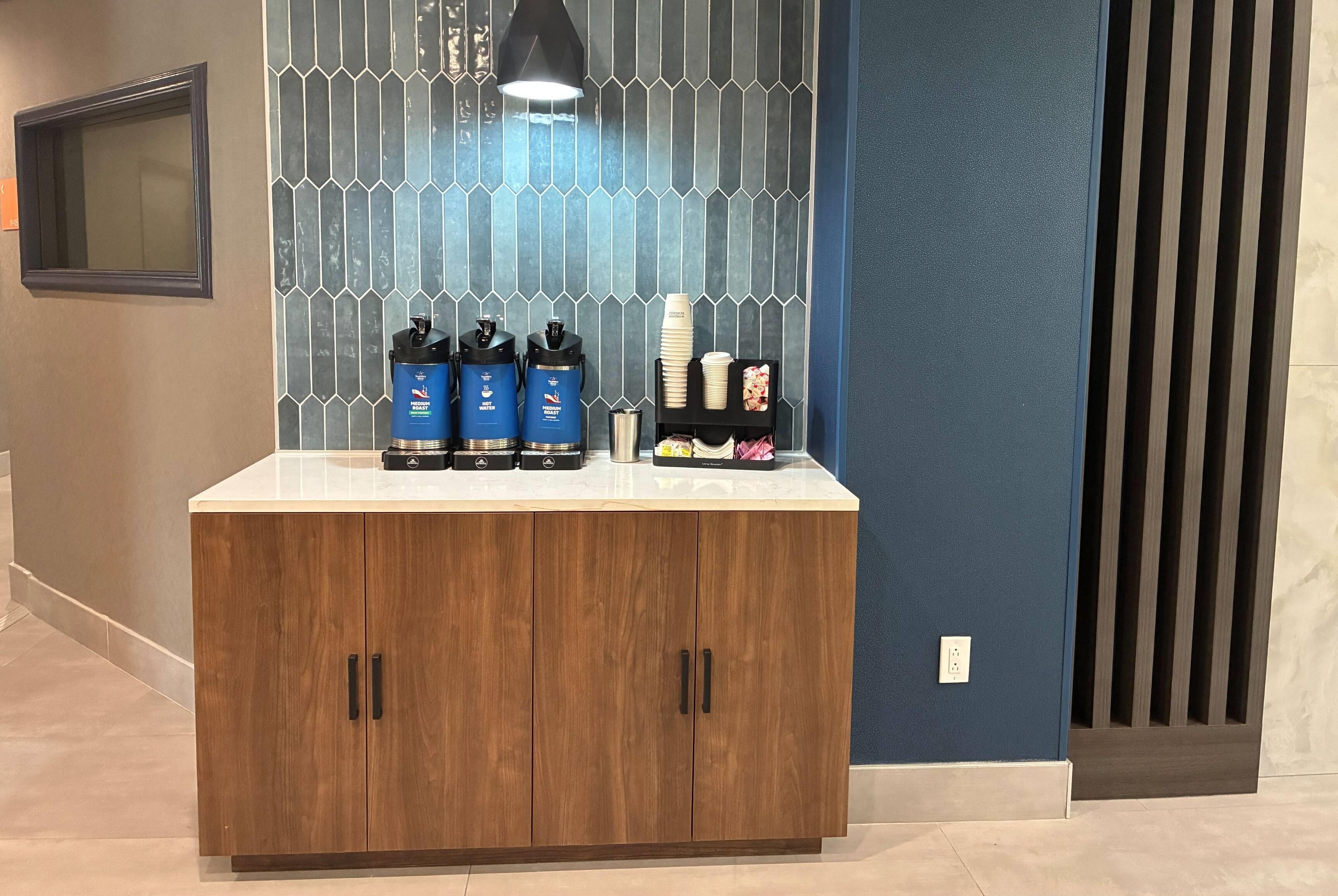 Breakfast Area | Wingate by Wyndham Atlanta-Duluth