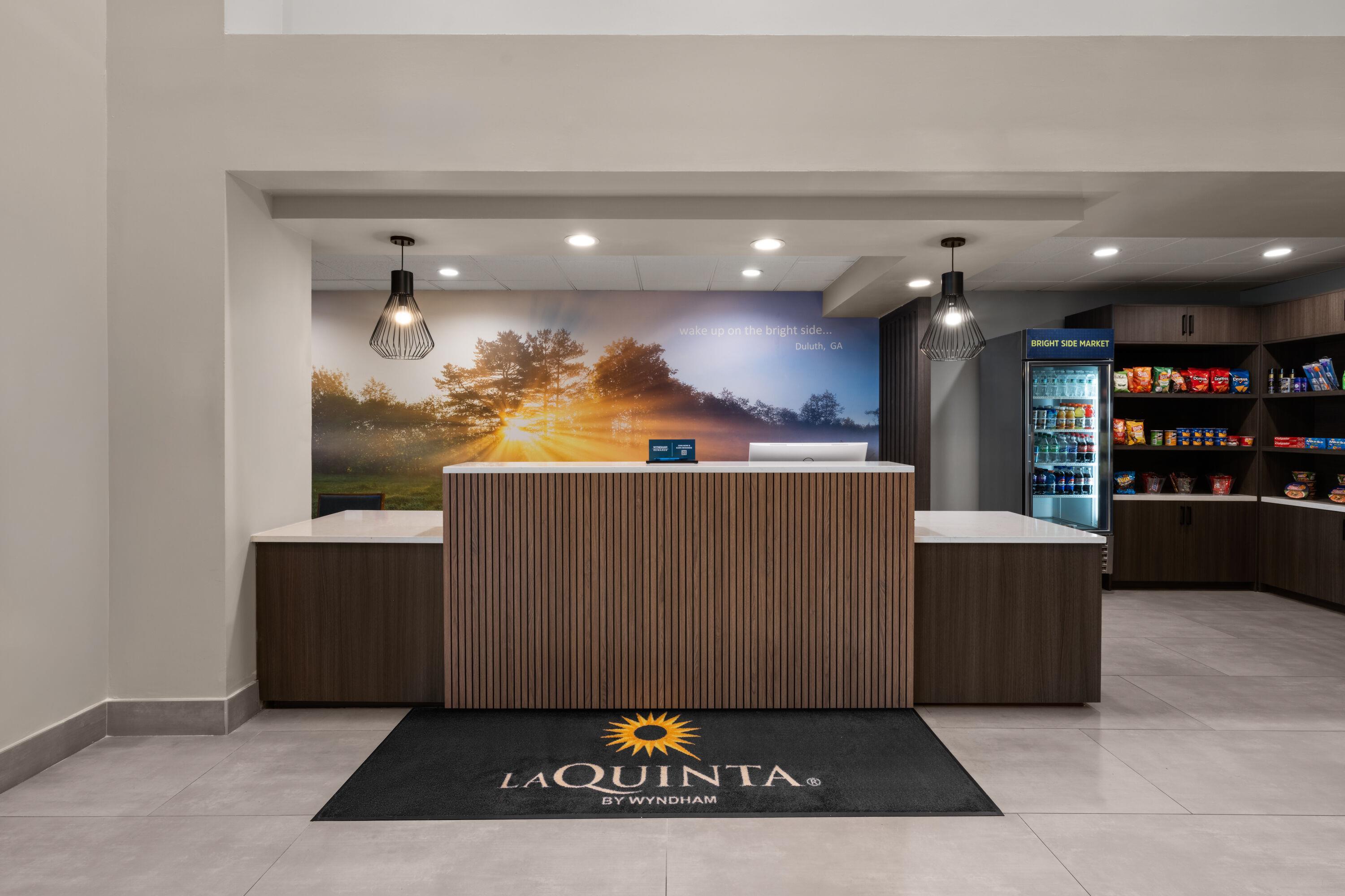 Reception | La Quinta Inn & Suites by Wyndham Duluth/Atlanta