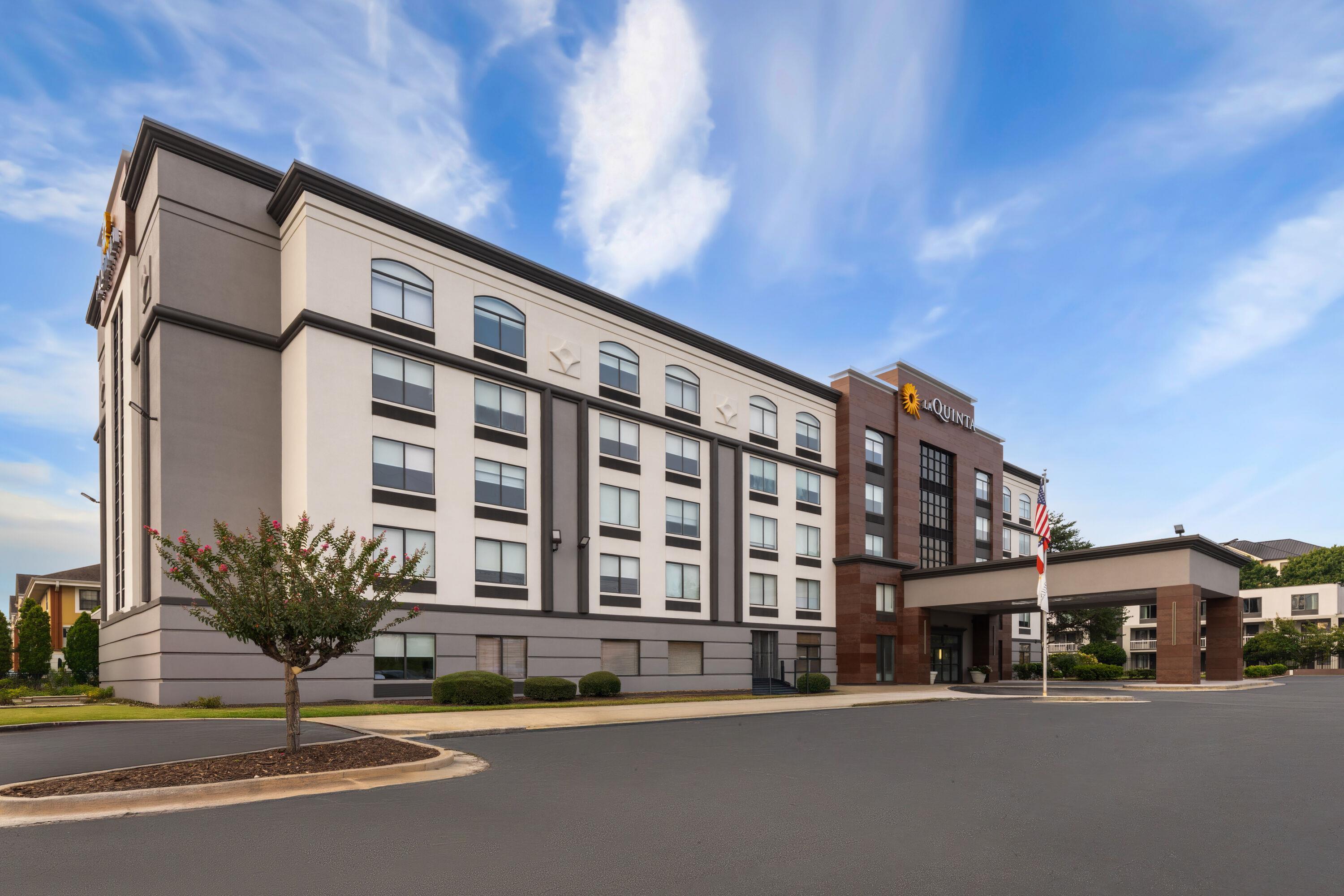Exterior | La Quinta Inn & Suites by Wyndham Duluth/Atlanta