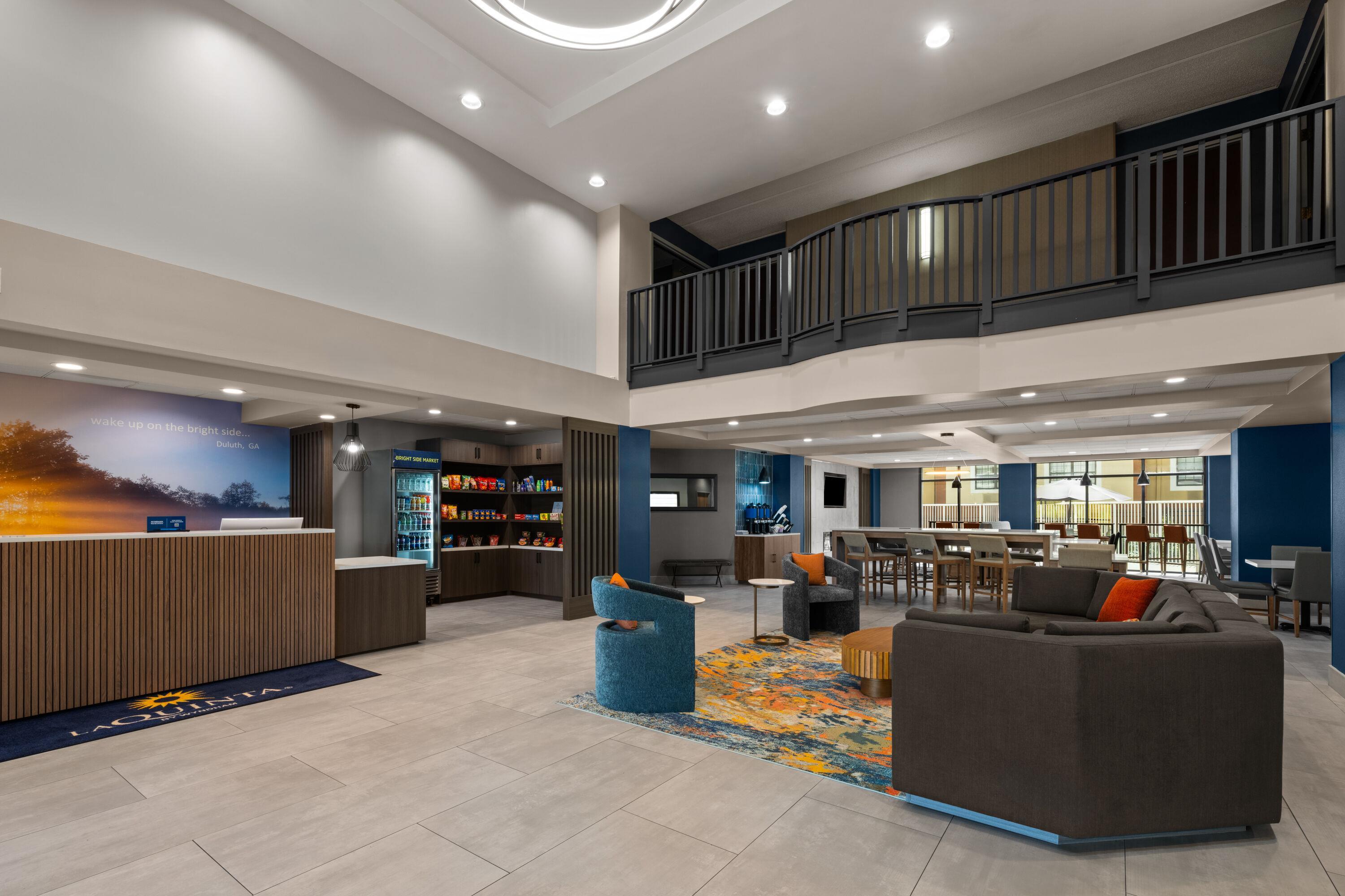 Lobby | La Quinta Inn & Suites by Wyndham Duluth/Atlanta