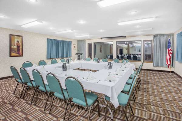  - Ramada Inn Waterfront Hancock