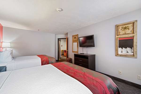  - Ramada Hotel & Suites Sioux Falls Airport - I-29, Exit 81