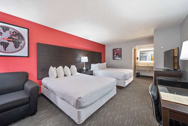  - Ramada Hotel & Suites Sioux Falls Airport - I-29, Exit 81