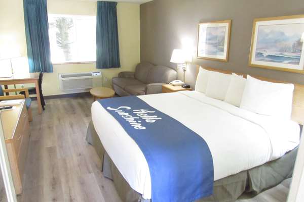  - Days Inn Ocean Shores