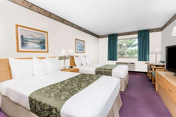  - Days Inn Ocean Shores