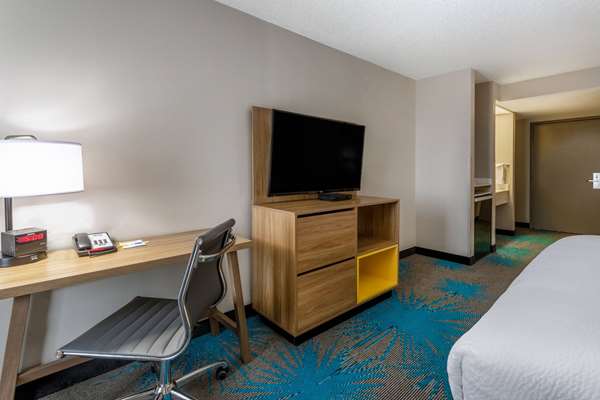  - Days Inn Airport Denver