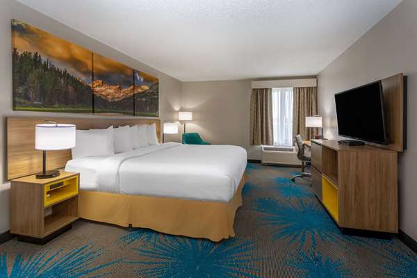  - Days Inn Airport Denver