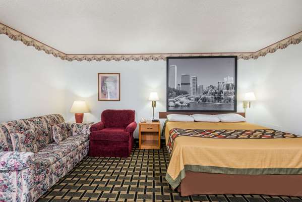  - Super 8 Hotel Coshocton