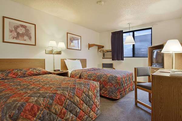  - Super 8 Hotel Omaha