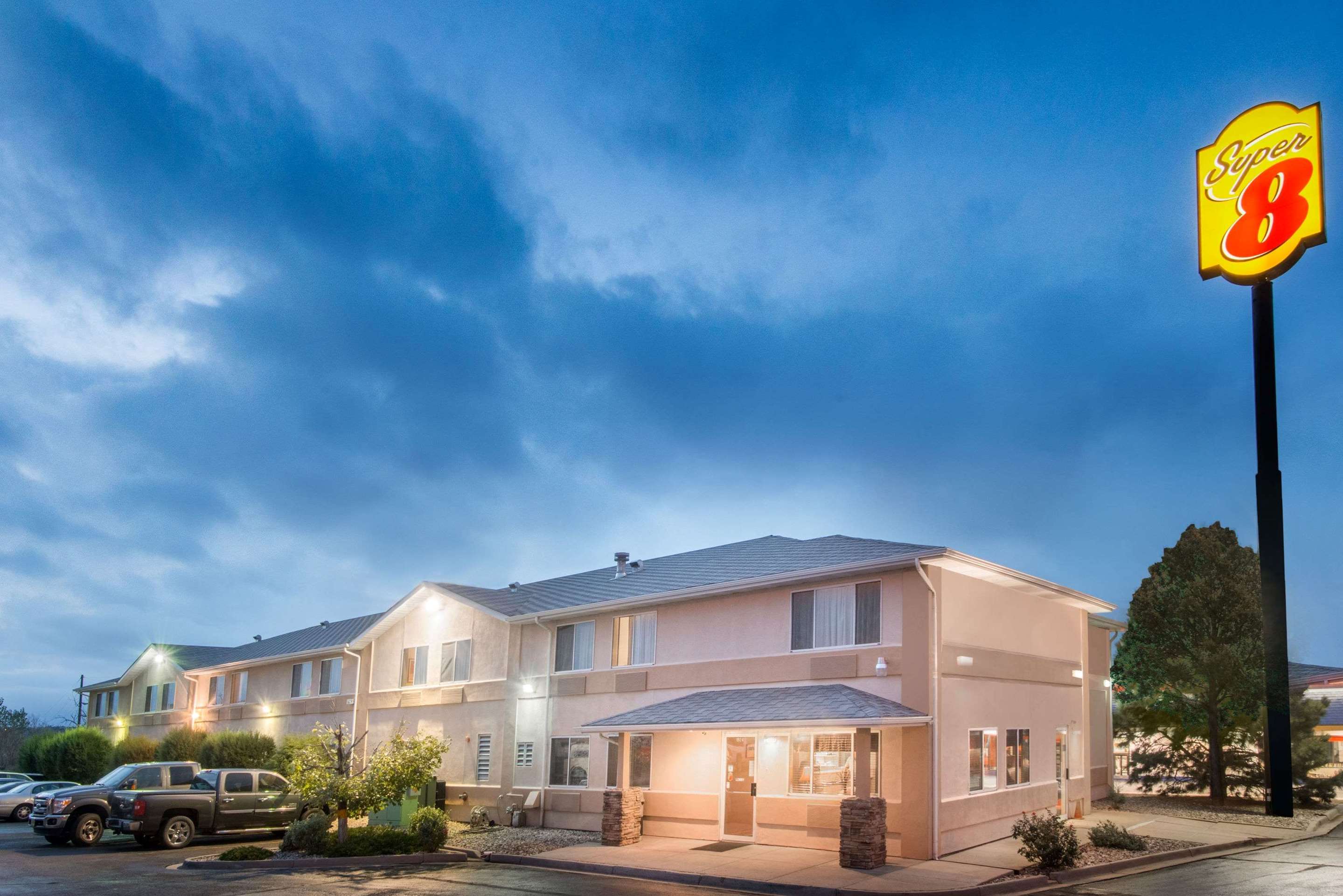 Super 8 Trinidad | Super 8 by Wyndham Trinidad
