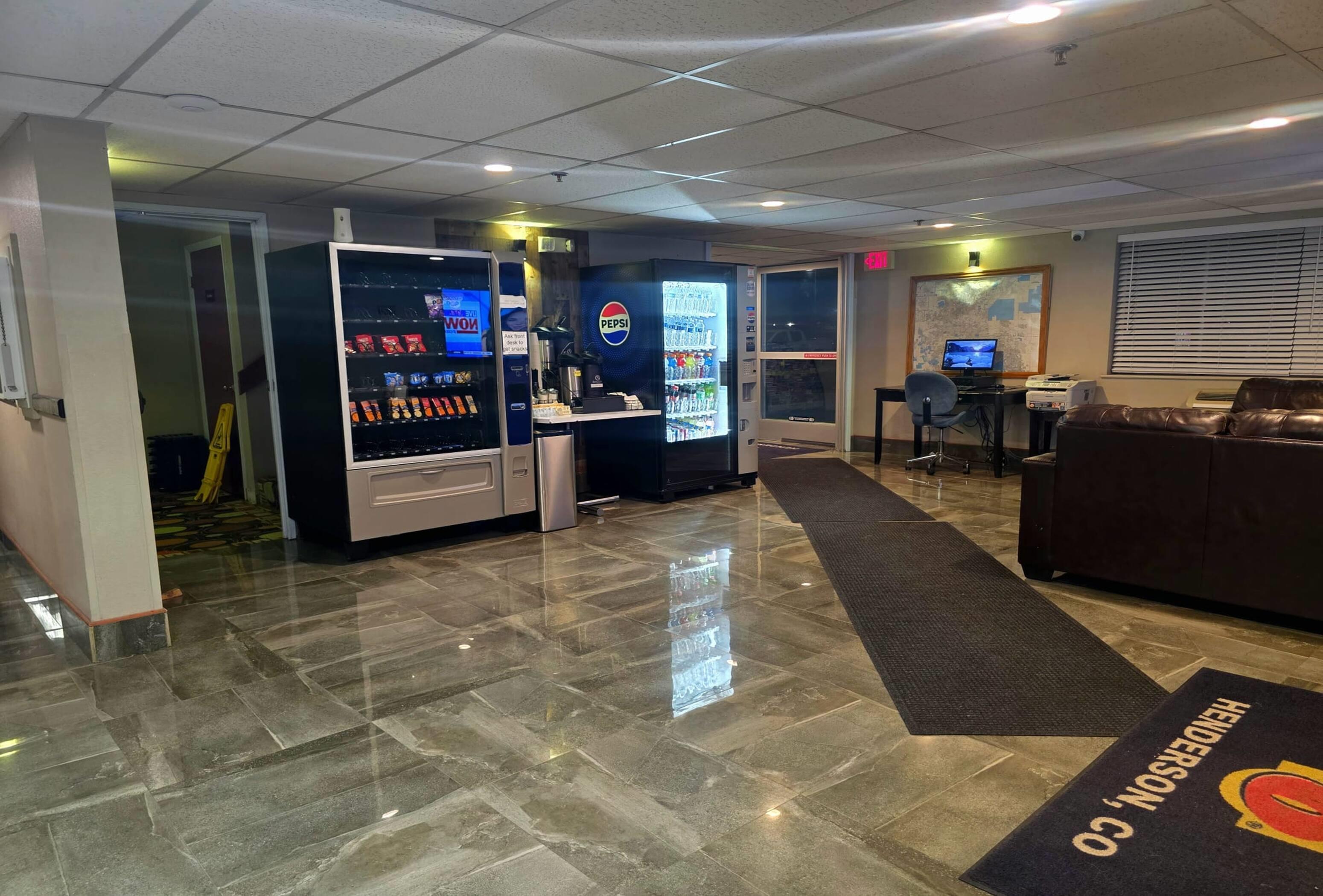 Lobby | Super 8 by Wyndham Henderson North East Denver