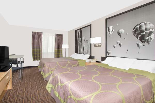  - Super 8 Hotel Bloomfield - I-25, Exit 242