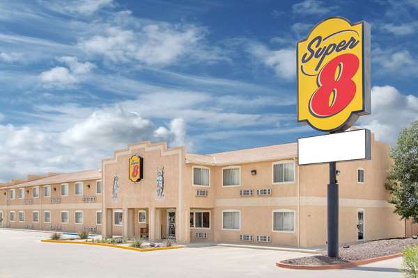 Exterior view - Super 8 Hotel Bloomfield - I-25, Exit 242