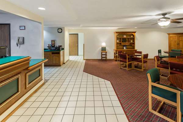  - Super 8 Hotel Reedsburg